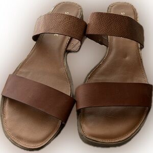 Sun+Stone Brown Leather Flat Sandals with Wide Straps, sz 8.5
